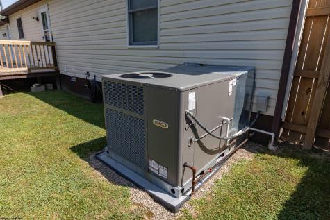 8 Fowler Road Jane Lew WV 26378