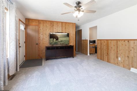 8 Fowler Road Jane Lew WV 26378
