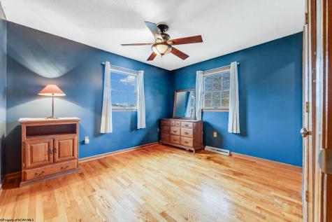 64 Long Street Hambleton WV 26269