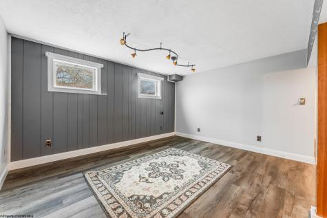 64 Long Street Hambleton WV 26269