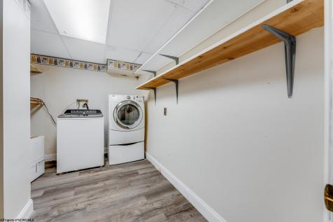 64 Long Street Hambleton WV 26269