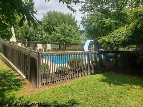 64 Long Street Hambleton WV 26269