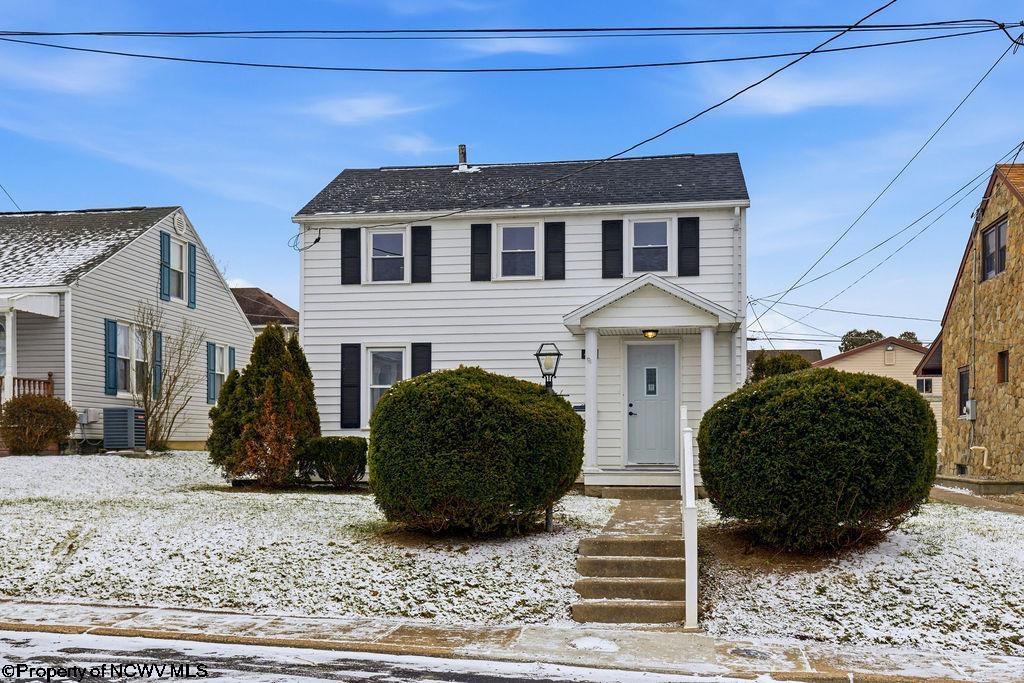 408 Maryland Avenue Nutter Fort WV 26301