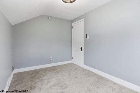 408 Maryland Avenue Nutter Fort WV 26301