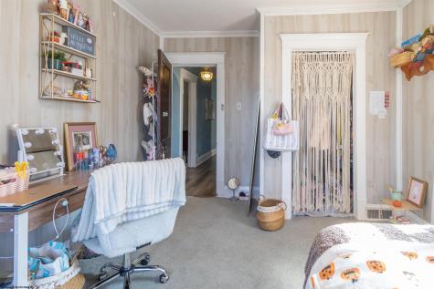 512 Stanley Avenue Clarksburg WV 26301