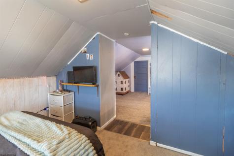 512 Stanley Avenue Clarksburg WV 26301