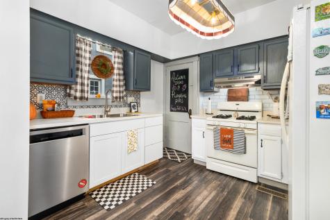 512 Stanley Avenue Clarksburg WV 26301