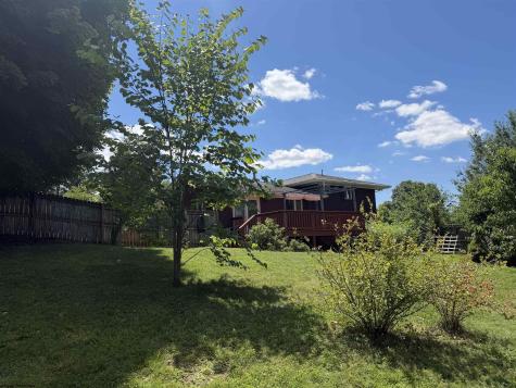 11 Plantation Drive Morgantown WV 26508
