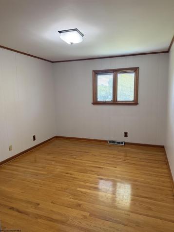11 Plantation Drive Morgantown WV 26508