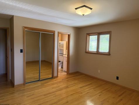 11 Plantation Drive Morgantown WV 26508