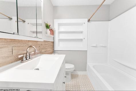 1539 Long Hollow Road Masontown WV 26542