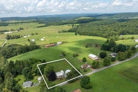 1539 Long Hollow Road Masontown WV 26542