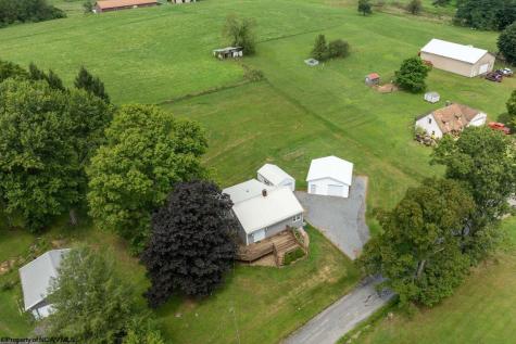 1539 Long Hollow Road Masontown WV 26542