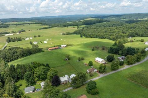 1539 Long Hollow Road Masontown WV 26542