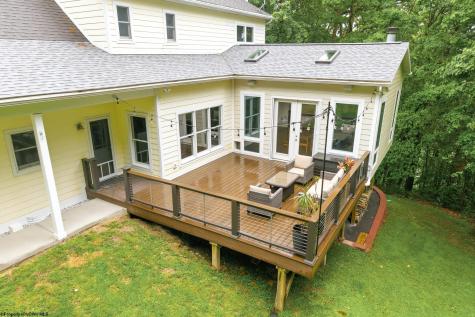 5 Squirrel Lane Morgantown WV 26508