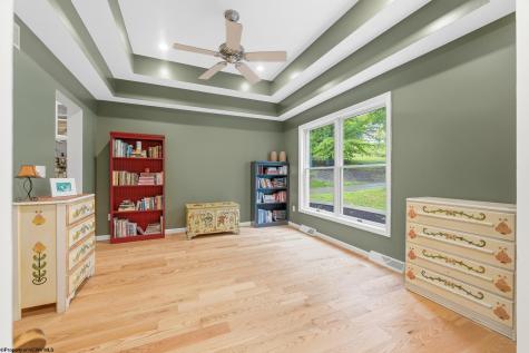 5 Squirrel Lane Morgantown WV 26508