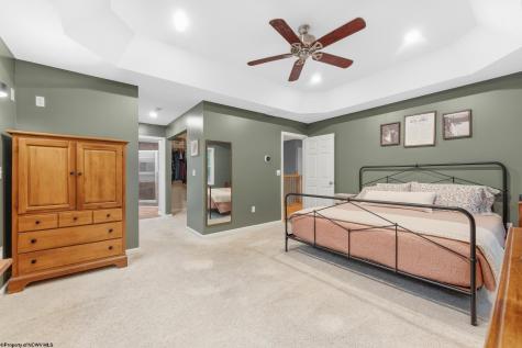 5 Squirrel Lane Morgantown WV 26508