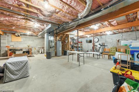 5 Squirrel Lane Morgantown WV 26508