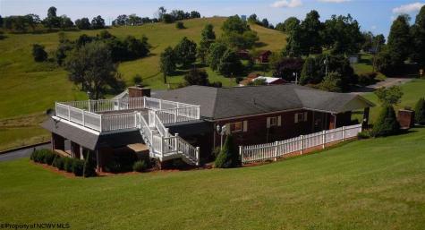 1480 Monumental Road Fairmont WV 26554