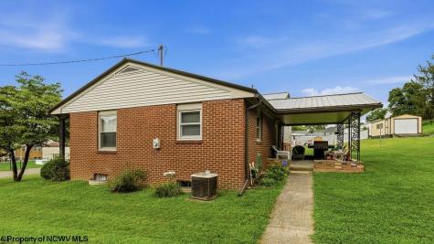101 Ash Street Shinnston WV 26431