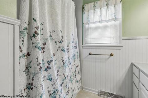 101 Ash Street Shinnston WV 26431