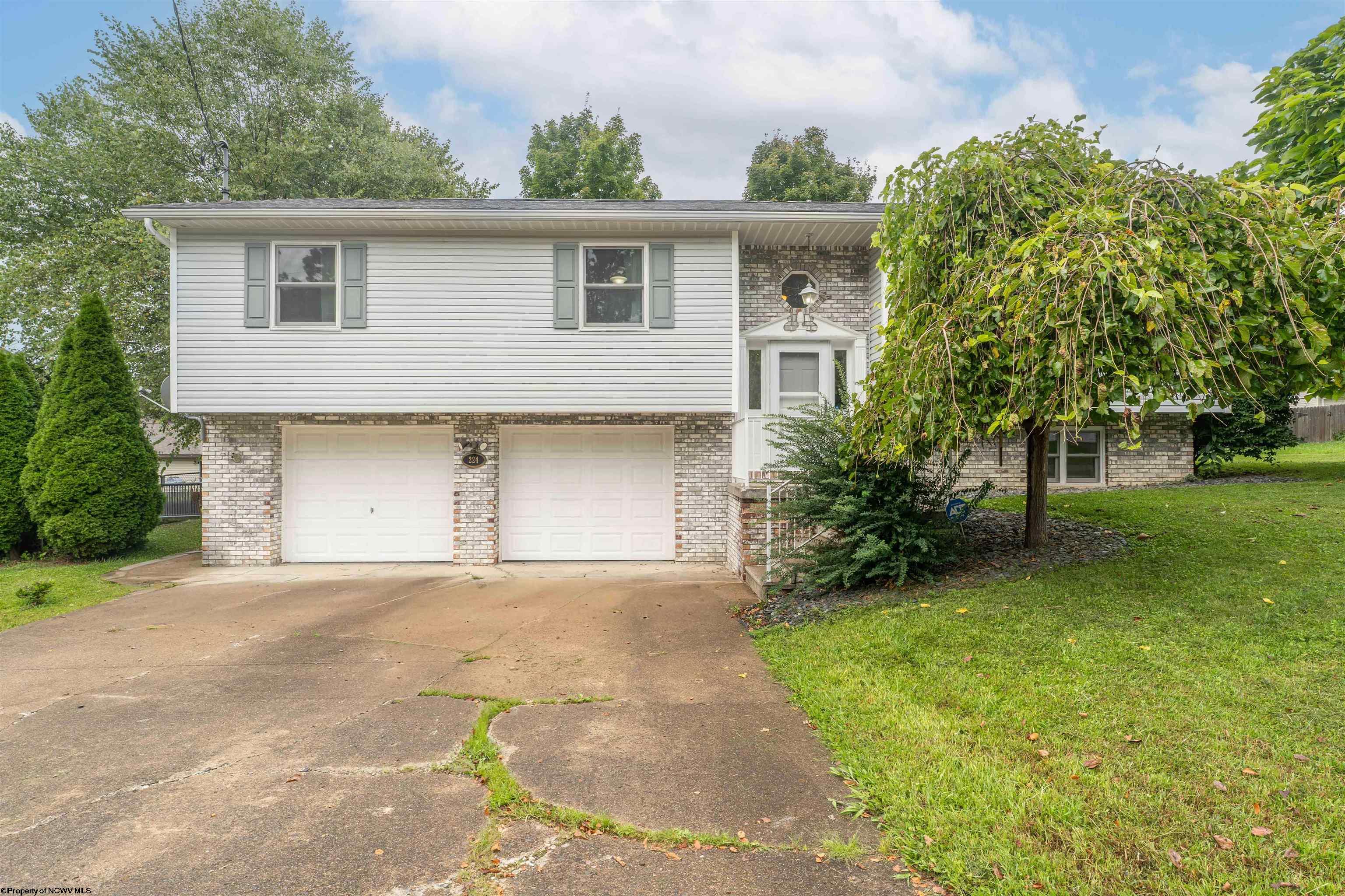 224 Aurora Drive Morgantown WV 26508