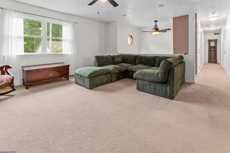 224 Aurora Drive Morgantown WV 26508