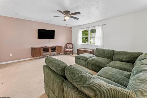 224 Aurora Drive Morgantown WV 26508