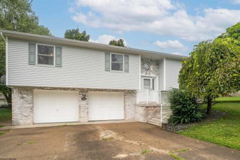 224 Aurora Drive Morgantown WV 26508