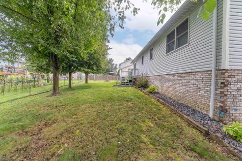 224 Aurora Drive Morgantown WV 26508