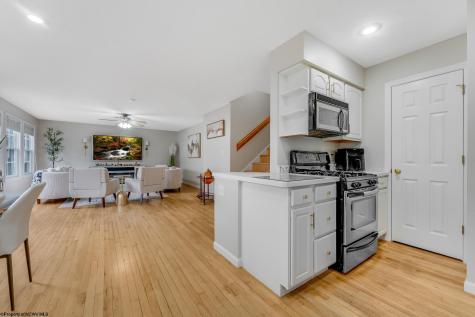 701 Park Side Lane Morgantown WV 26501