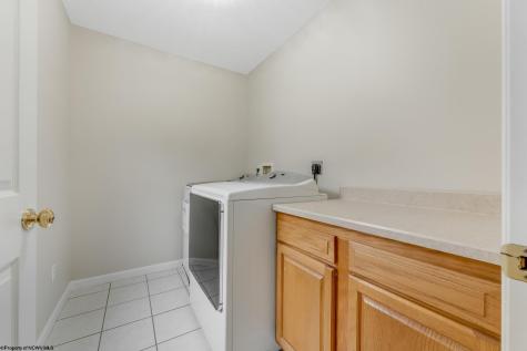 701 Park Side Lane Morgantown WV 26501