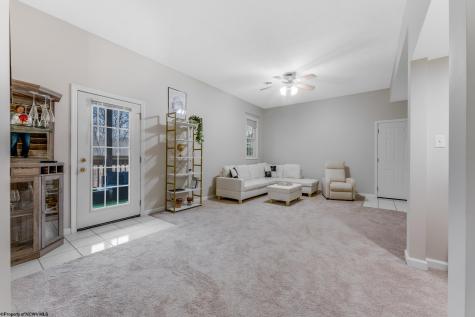 701 Park Side Lane Morgantown WV 26501