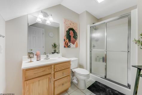 701 Park Side Lane Morgantown WV 26501