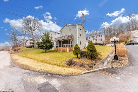 701 Park Side Lane Morgantown WV 26501