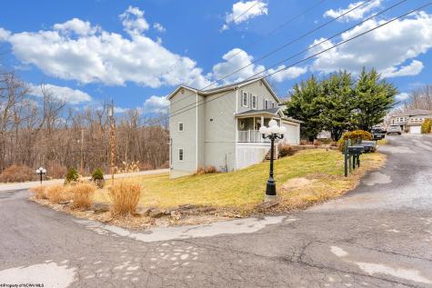 701 Park Side Lane Morgantown WV 26501