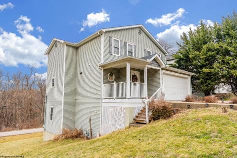 701 Park Side Lane Morgantown WV 26501