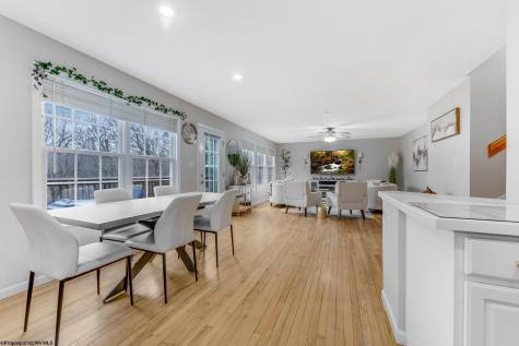 701 Park Side Lane Morgantown WV 26501