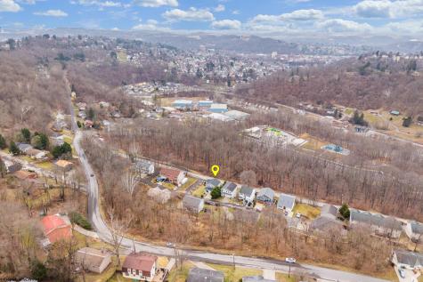 701 Park Side Lane Morgantown WV 26501