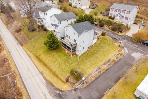 701 Park Side Lane Morgantown WV 26501