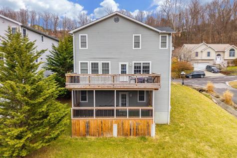 701 Park Side Lane Morgantown WV 26501