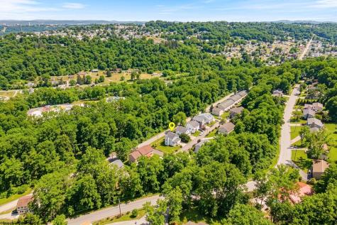 701 Park Side Lane Morgantown WV 26501