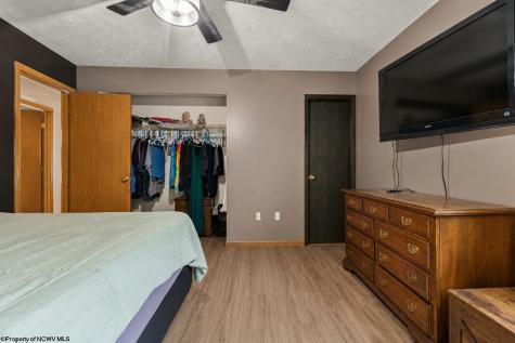1366 Deer Haven Road Bruceton Mills WV 26525