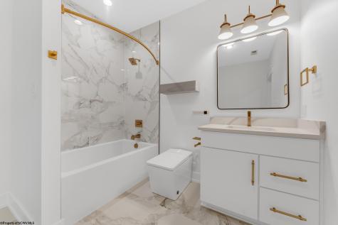 178 Bo Drive Morgantown WV 26508