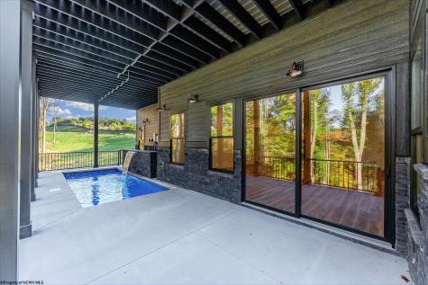 178 Bo Drive Morgantown WV 26508