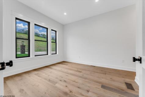 178 Bo Drive Morgantown WV 26508