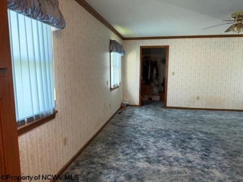 15 Pine Ridge Lane Fairmont WV 26554