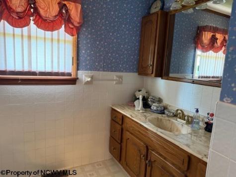 15 Pine Ridge Lane Fairmont WV 26554