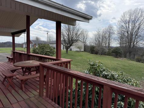 15 Pine Ridge Lane Fairmont WV 26554