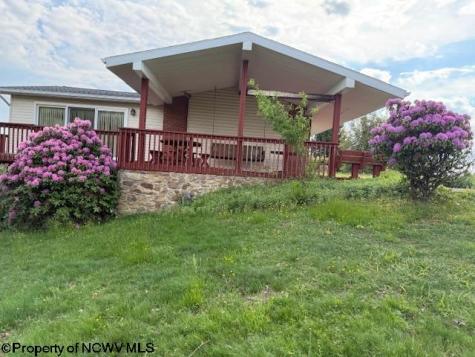15 Pine Ridge Lane Fairmont WV 26554